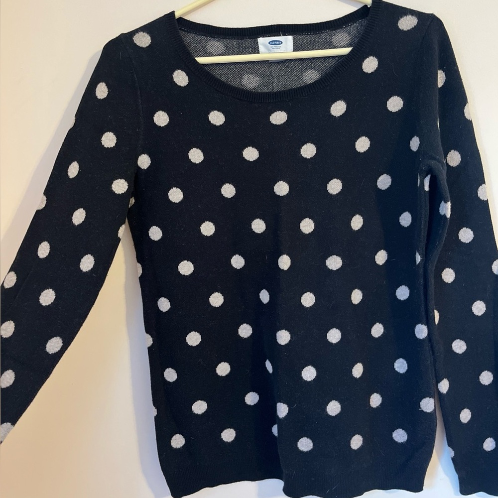 Old Navy Black and White polka dot Knit Sweater